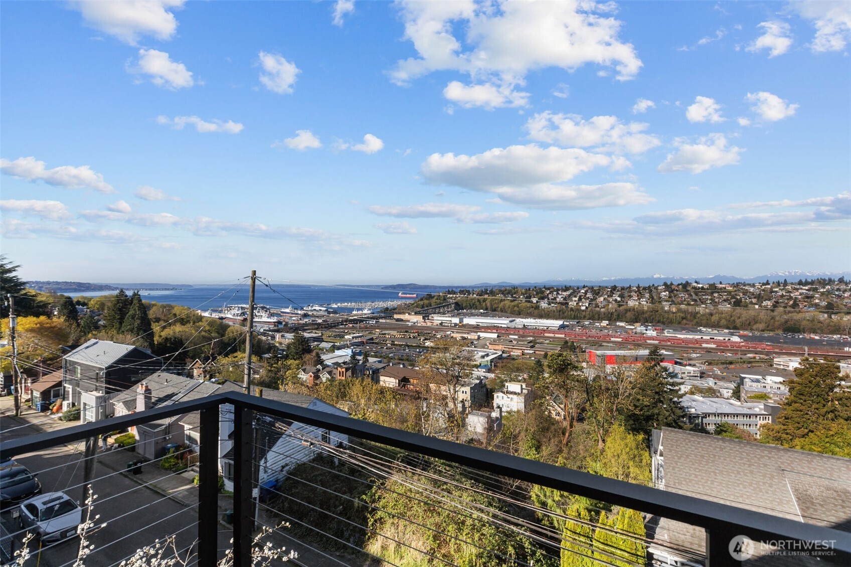 2200 11th Avenue W #A, Seattle, WA 98119