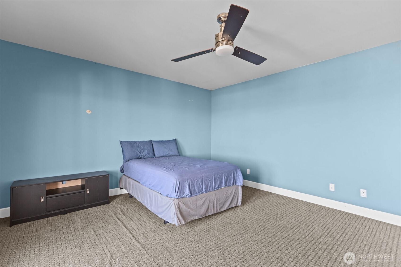 2200 11th Avenue W #A, Seattle, WA 98119