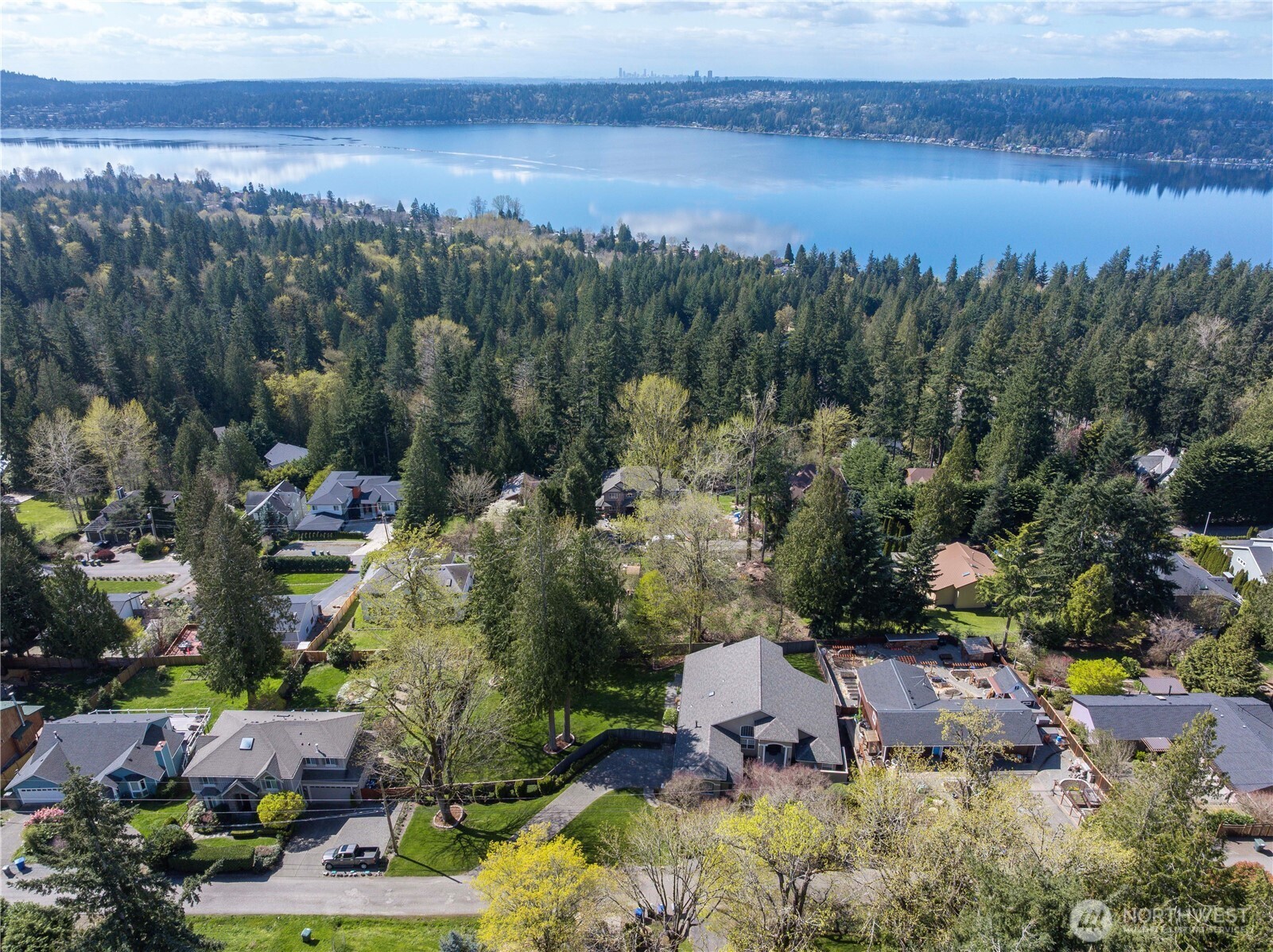 109 211th Place NE, Sammamish, WA 98074