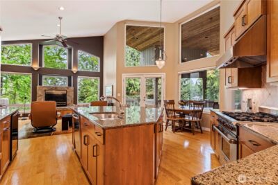 109 211th Place NE, Sammamish, WA 98074 - Photo 7