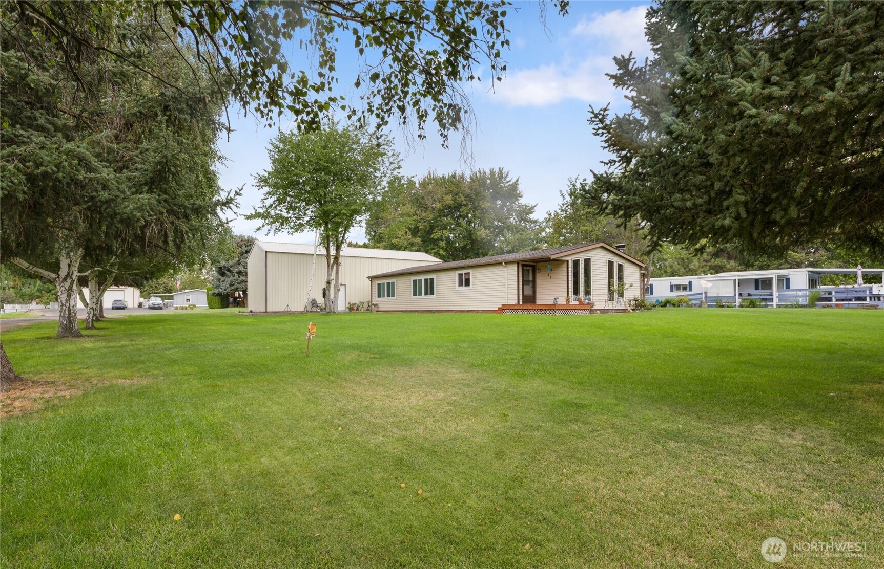 7472 Road F SE #8, Othello, WA 99344