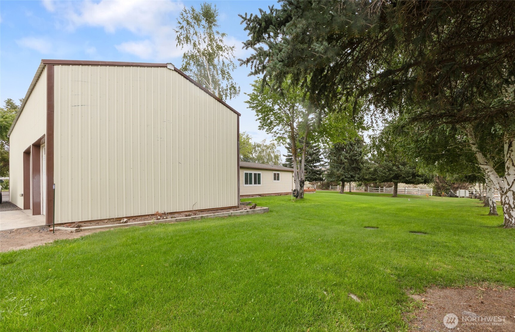 7472 Road F SE #8, Othello, WA 99344