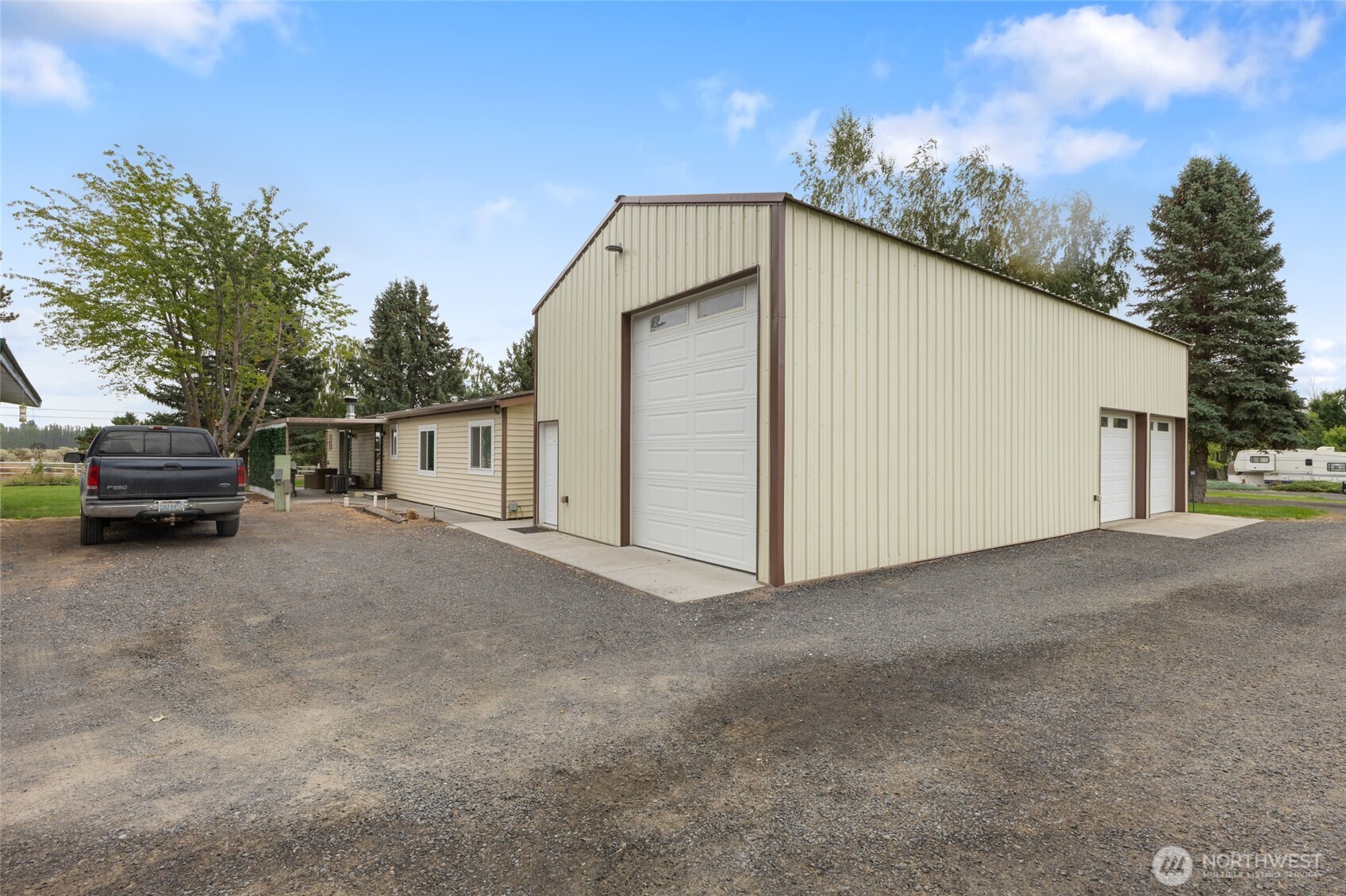7472 Road F SE #8, Othello, WA 99344