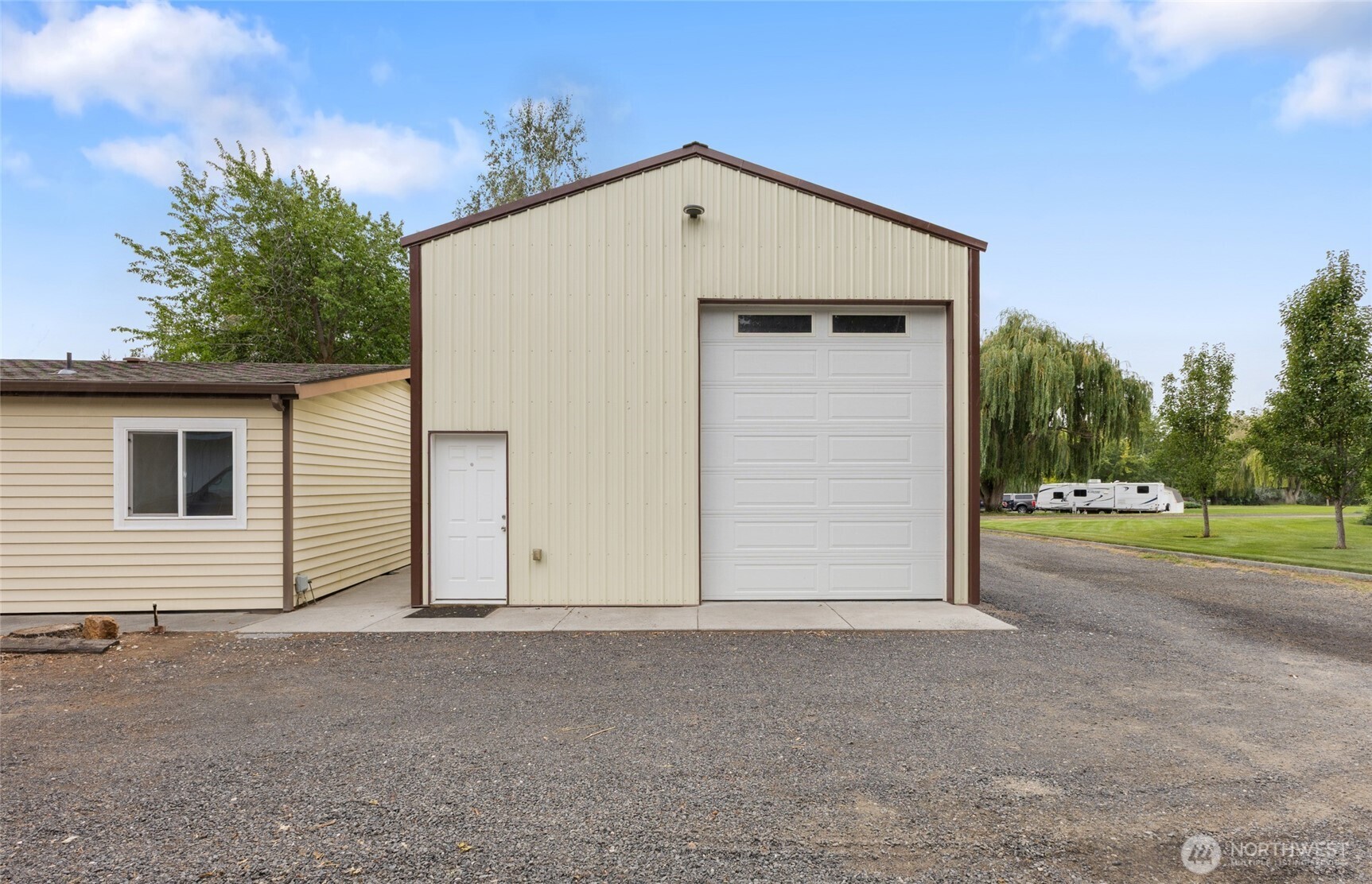 7472 Road F SE #8, Othello, WA 99344