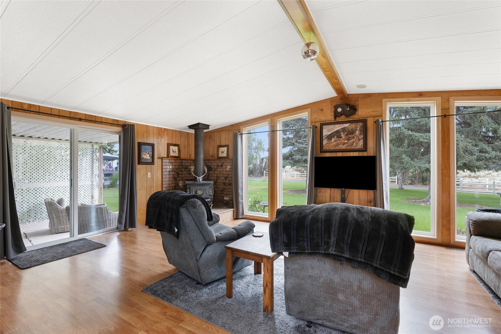 7472 Road F SE #8, Othello, WA 99344