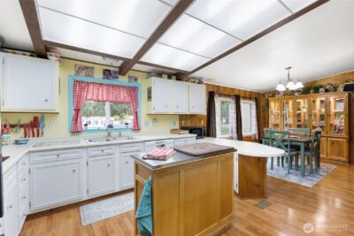 7472 Road F SE #8, Othello, WA 99344 - Photo 9