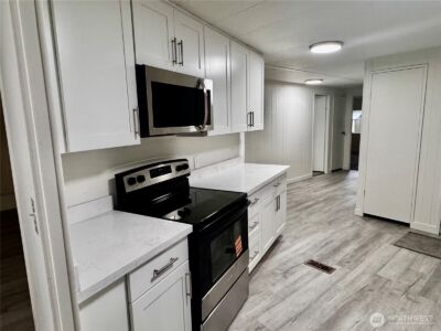 18425 NE 95th Street #76, Redmond, WA 98052 - Photo 12