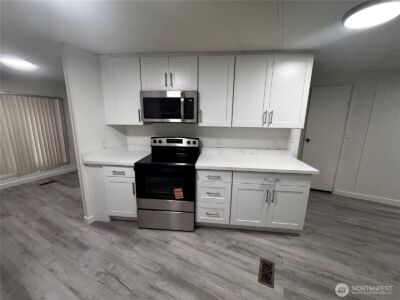18425 NE 95th Street #76, Redmond, WA 98052 - Photo 13