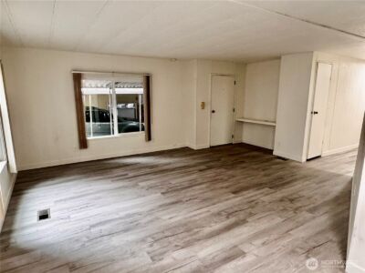 18425 NE 95th Street #76, Redmond, WA 98052 - Photo 4
