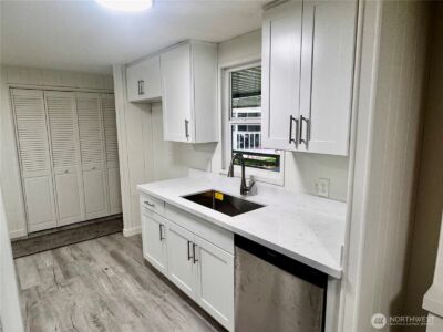 18425 NE 95th Street #76, Redmond, WA 98052 - Photo 10