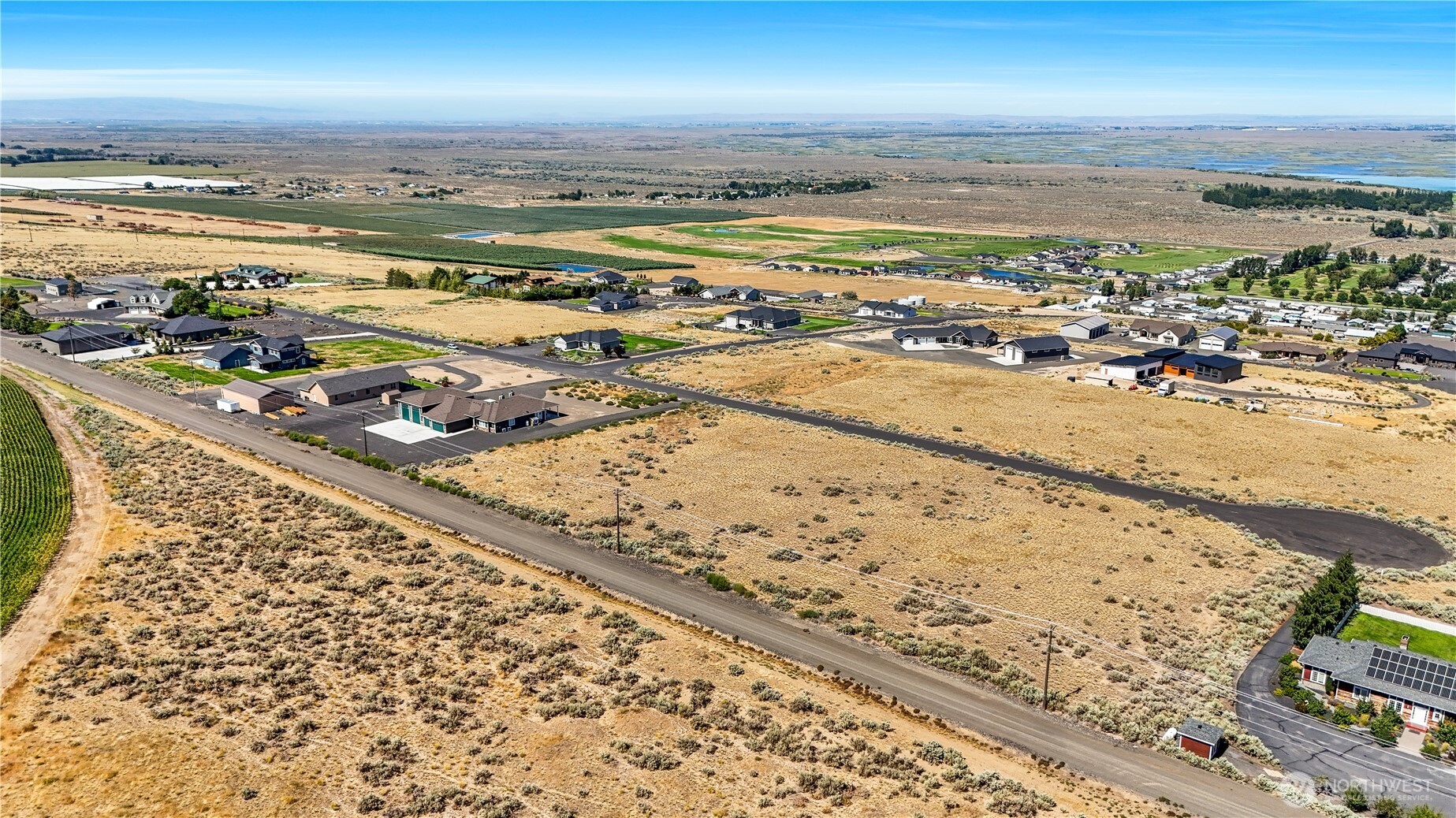 6921 8.9 Road SE, Othello, WA 99344