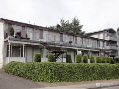 500 75th Street SE #10, Everett, WA 98203