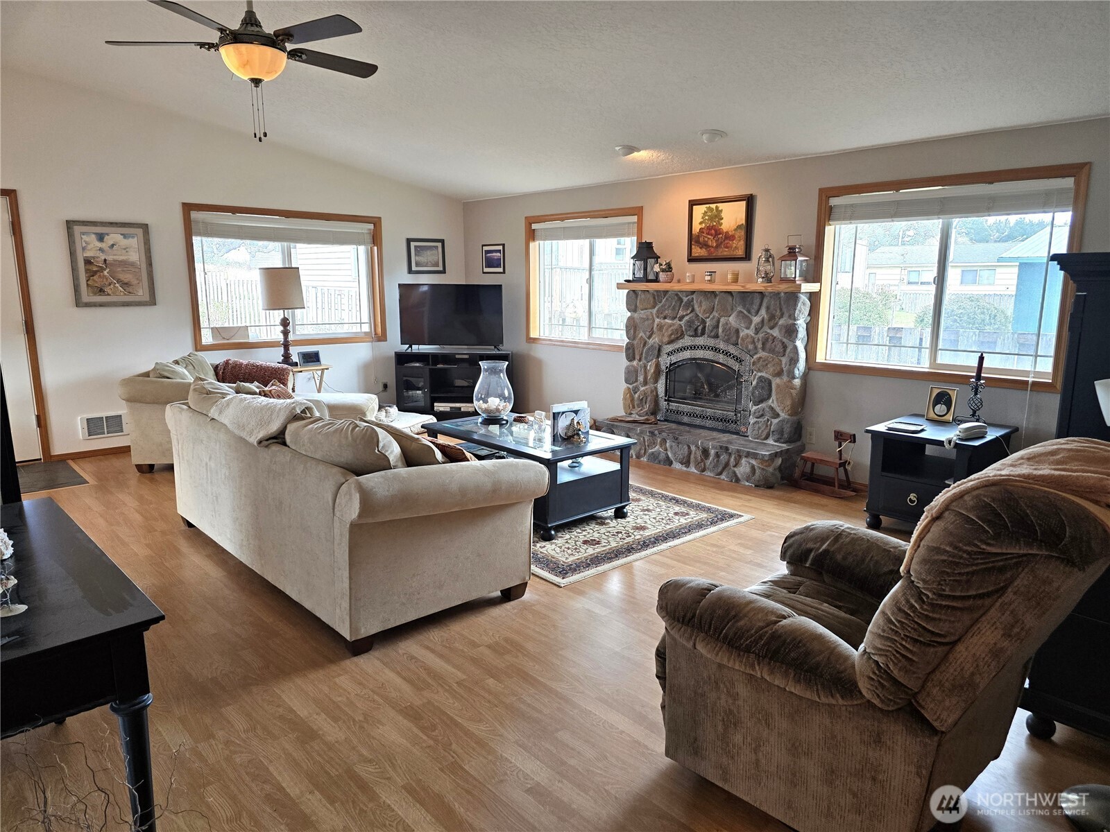 23800 J Place , Ocean Park, WA 98640