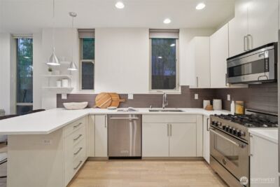 3817 B California Avenue SW, Seattle, WA 98116 - Photo 11