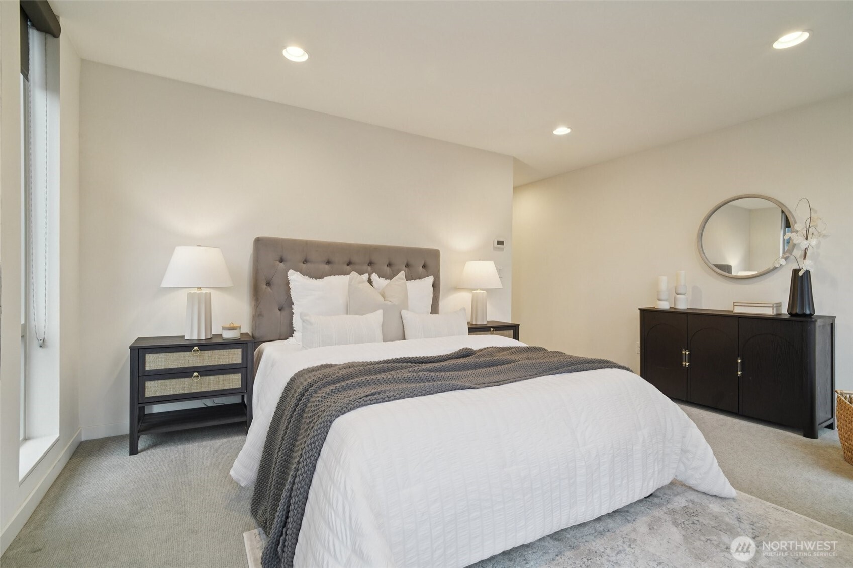 3817 B California Avenue SW, Seattle, WA 98116