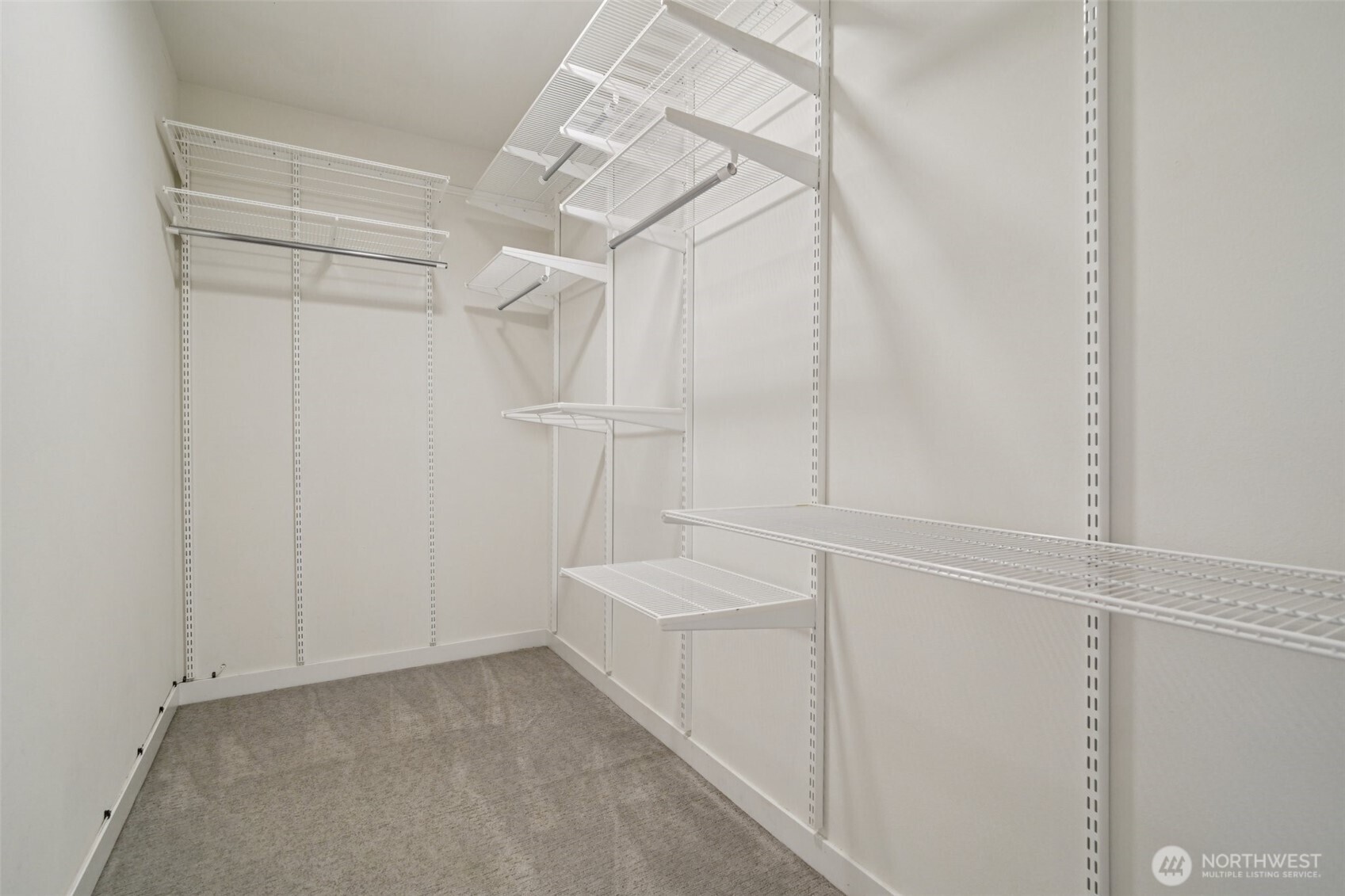 3817 B California Avenue SW, Seattle, WA 98116