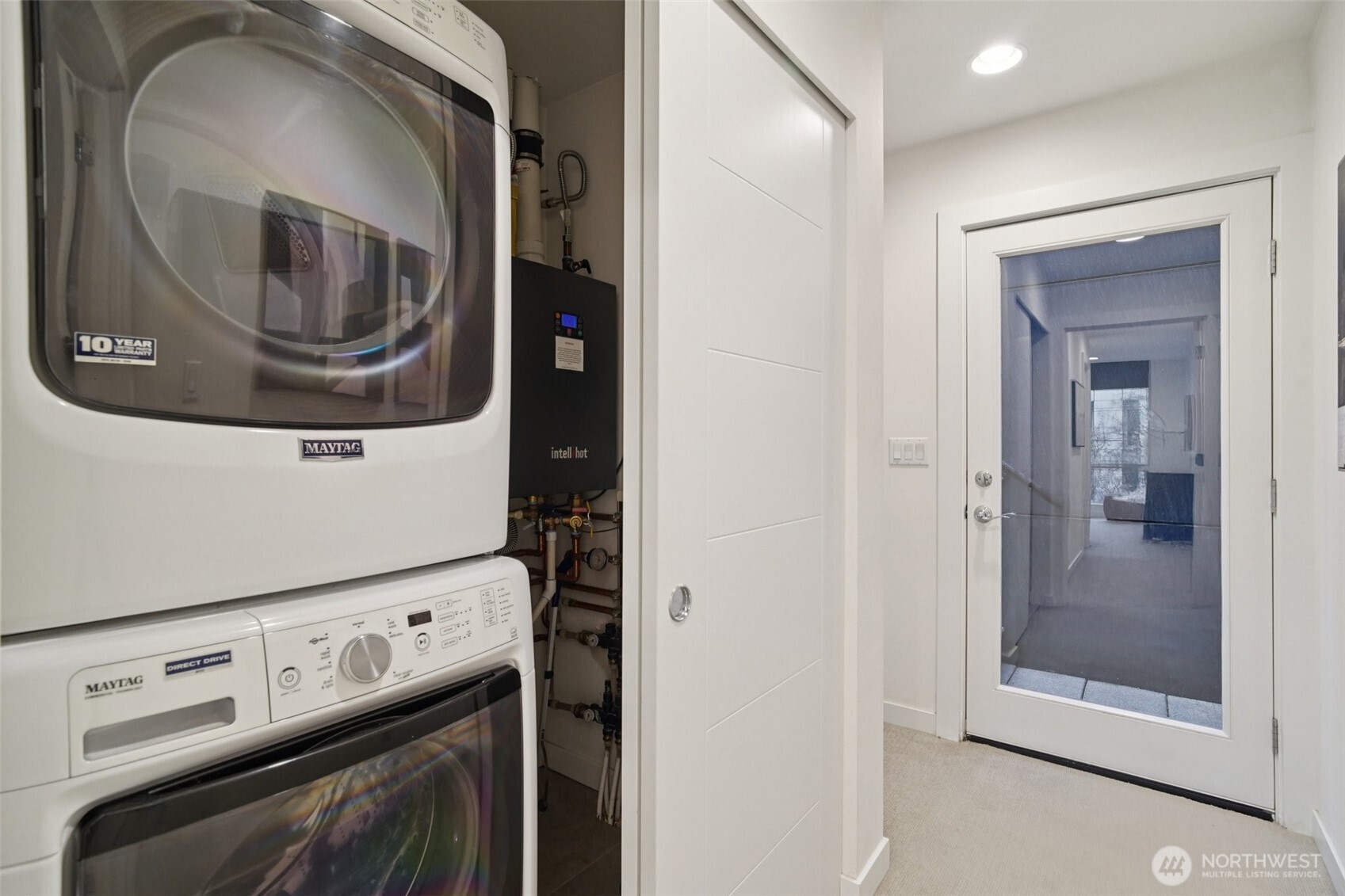 3817 B California Avenue SW, Seattle, WA 98116