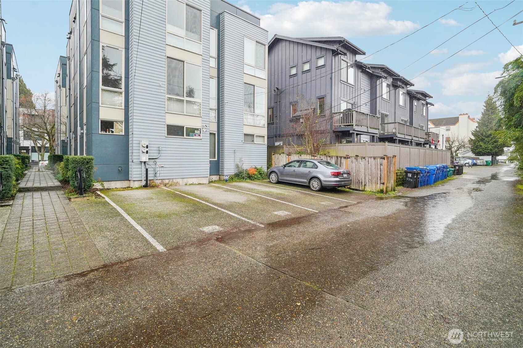 3817 B California Avenue SW, Seattle, WA 98116