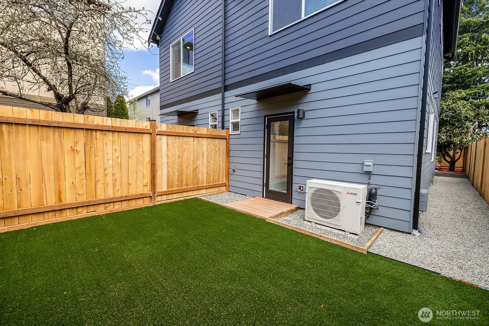 7711 B 11th Avenue SW, Seattle, WA 98106