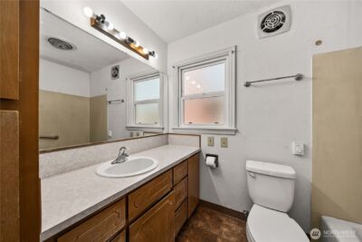 919 N Washington Street , Tacoma, WA 98406 - Photo 16