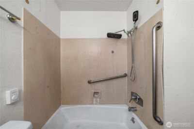 919 N Washington Street , Tacoma, WA 98406 - Photo 17