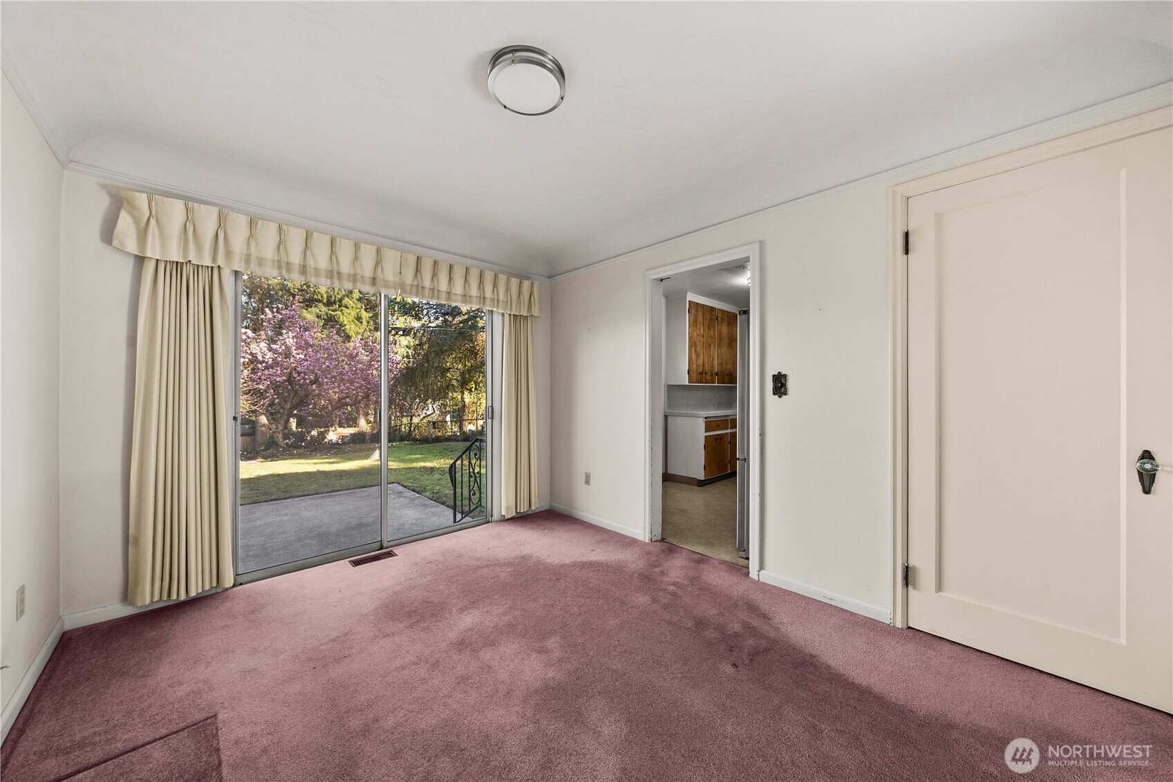 919 N Washington Street , Tacoma, WA 98406