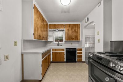 919 N Washington Street , Tacoma, WA 98406 - Photo 10