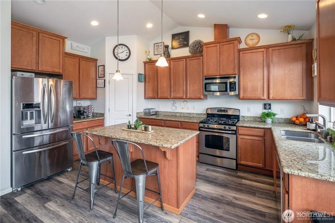 17218 84th Avenue NE, Arlington, WA 98223