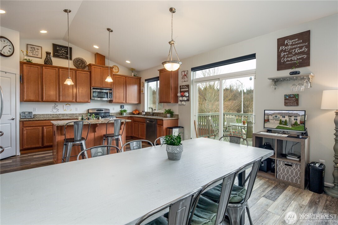 17218 84th Avenue NE, Arlington, WA 98223