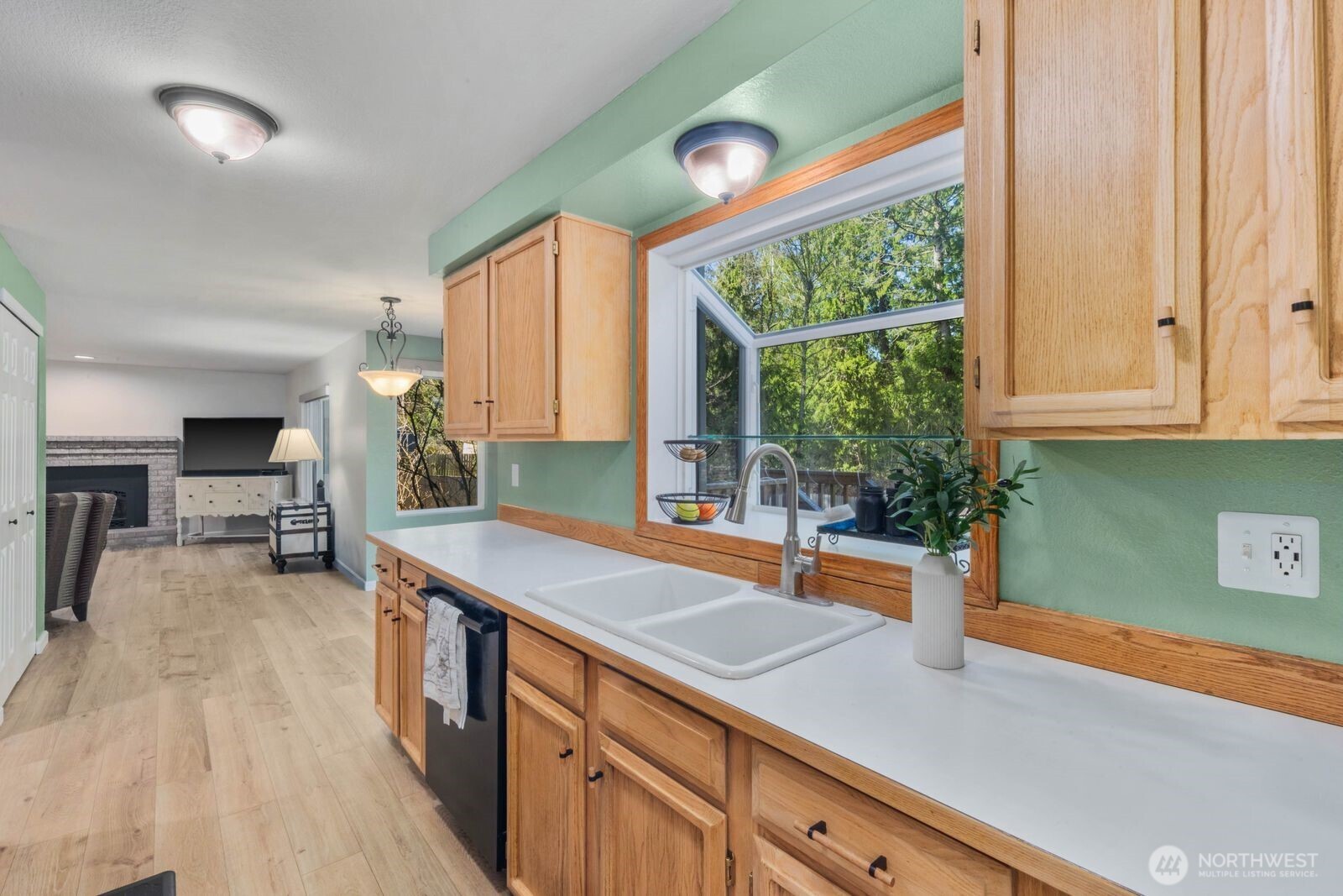 25004 170th Way SE, Covington, WA 98042
