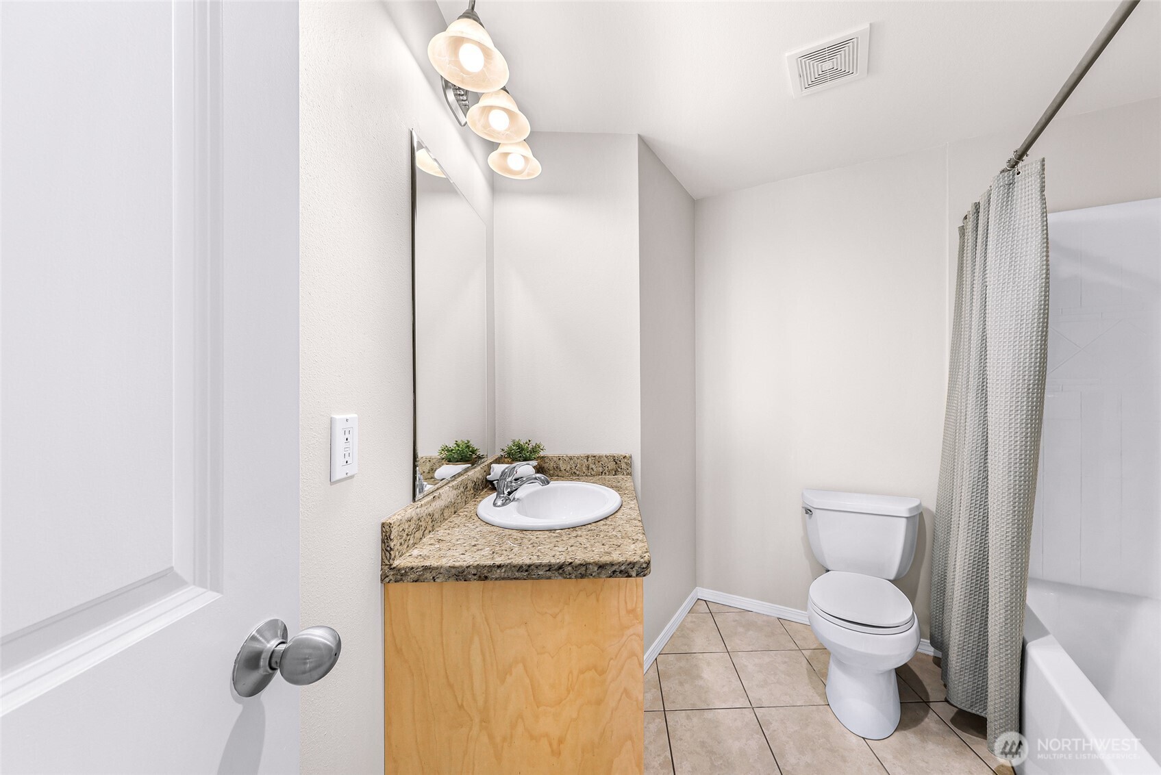 1134 Finnegan Way #304, Bellingham, WA 98225