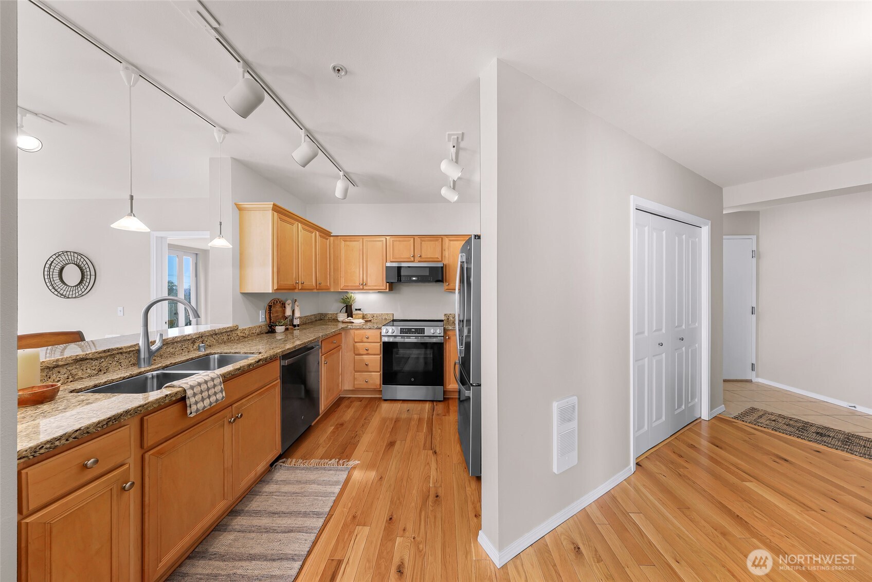 1134 Finnegan Way #304, Bellingham, WA 98225