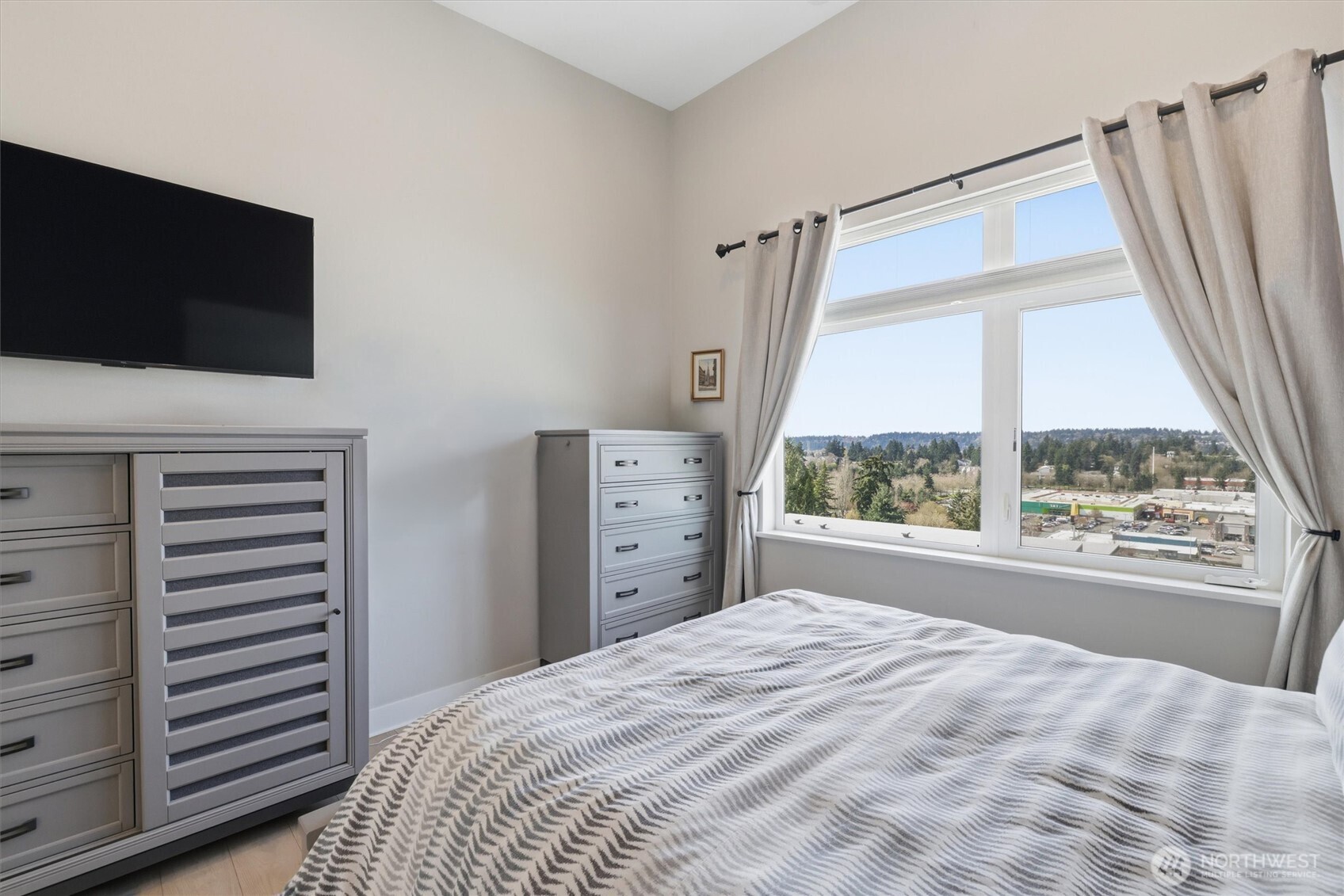 4033 129th Place SE, Bellevue, WA 98006