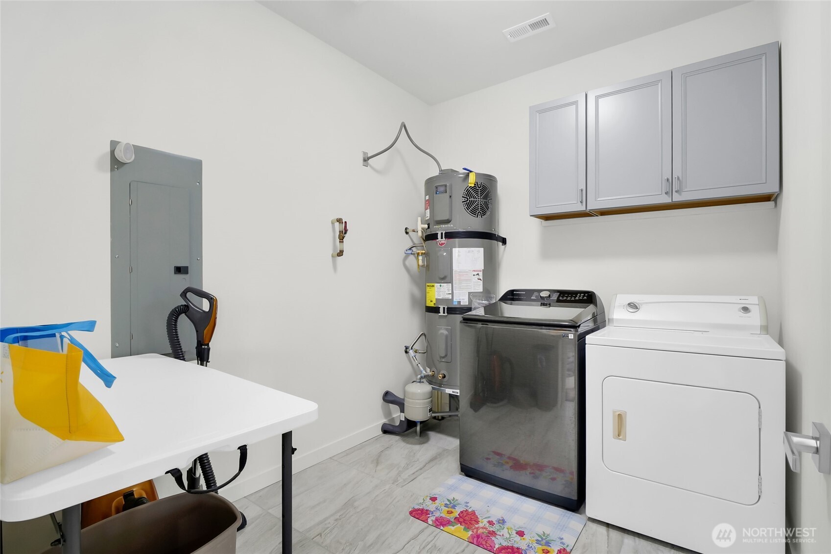 423 2nd Avenue SE, Soap Lake, WA 98851