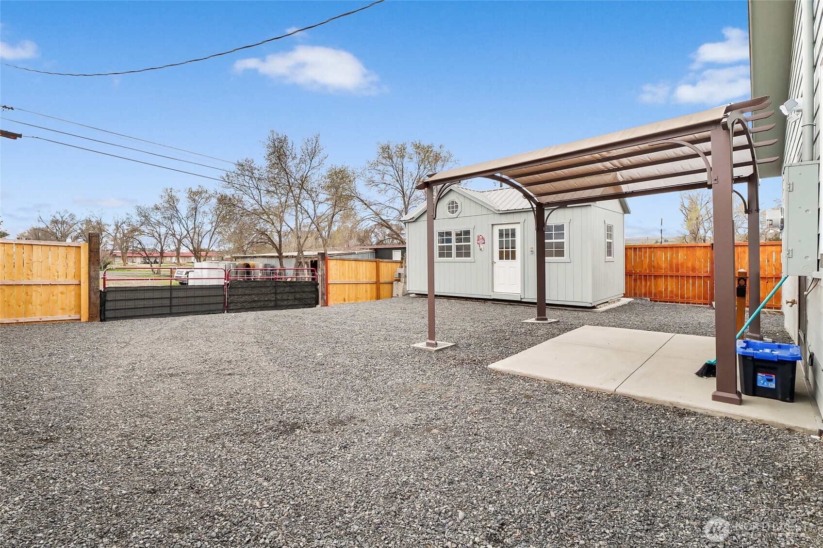 423 2nd Avenue SE, Soap Lake, WA 98851