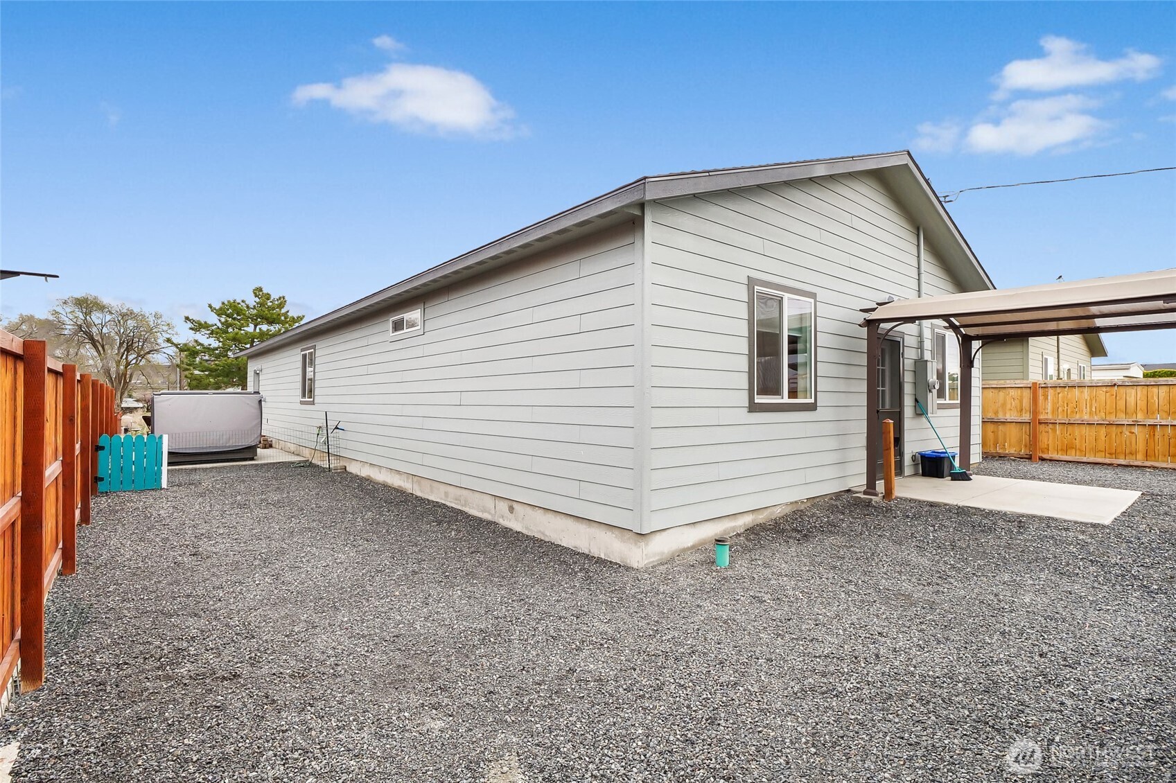 423 2nd Avenue SE, Soap Lake, WA 98851