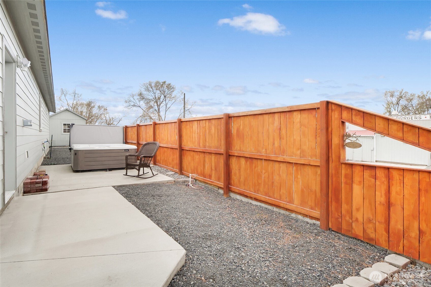 423 2nd Avenue SE, Soap Lake, WA 98851