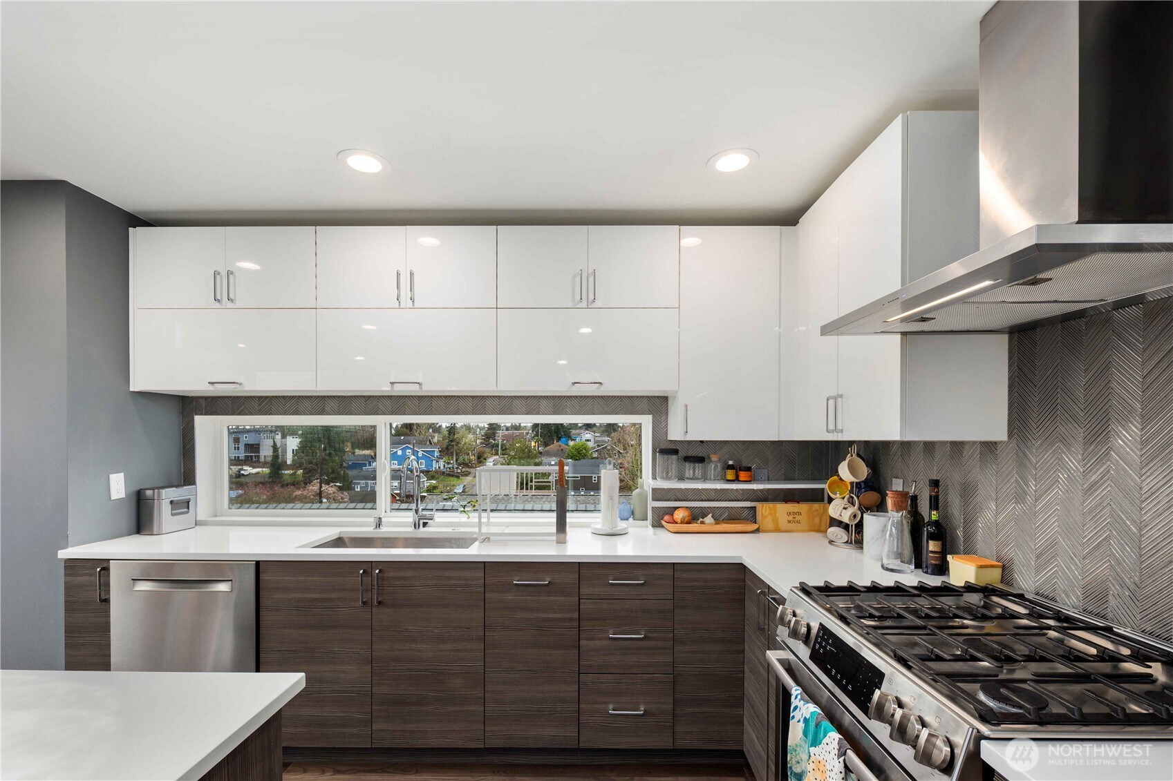 4726 S Juneau Street , Seattle, WA 98118