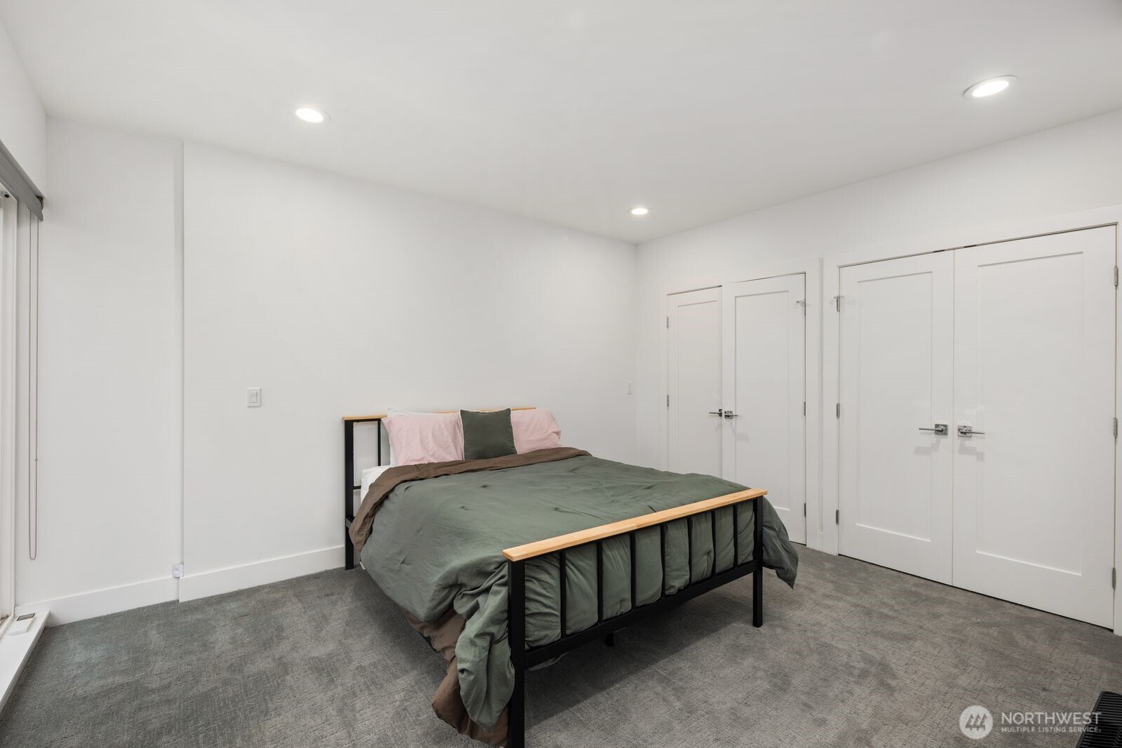 4726 S Juneau Street , Seattle, WA 98118