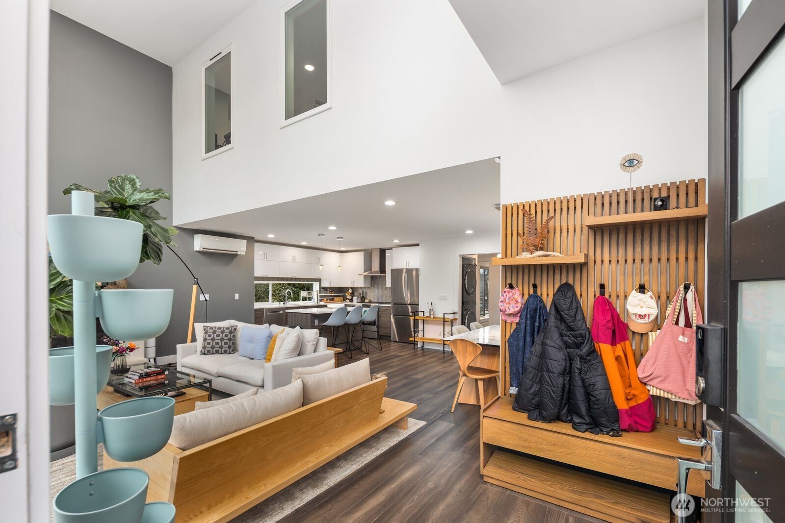 4726 S Juneau Street , Seattle, WA 98118