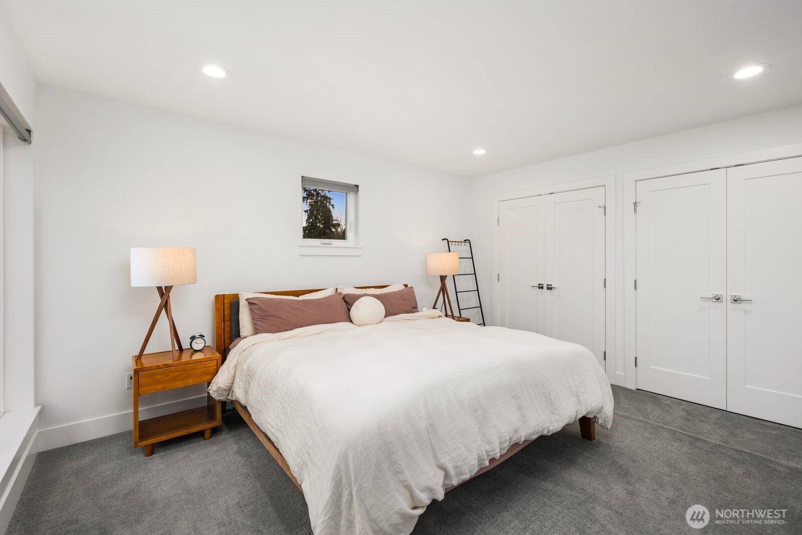 4726 S Juneau Street , Seattle, WA 98118
