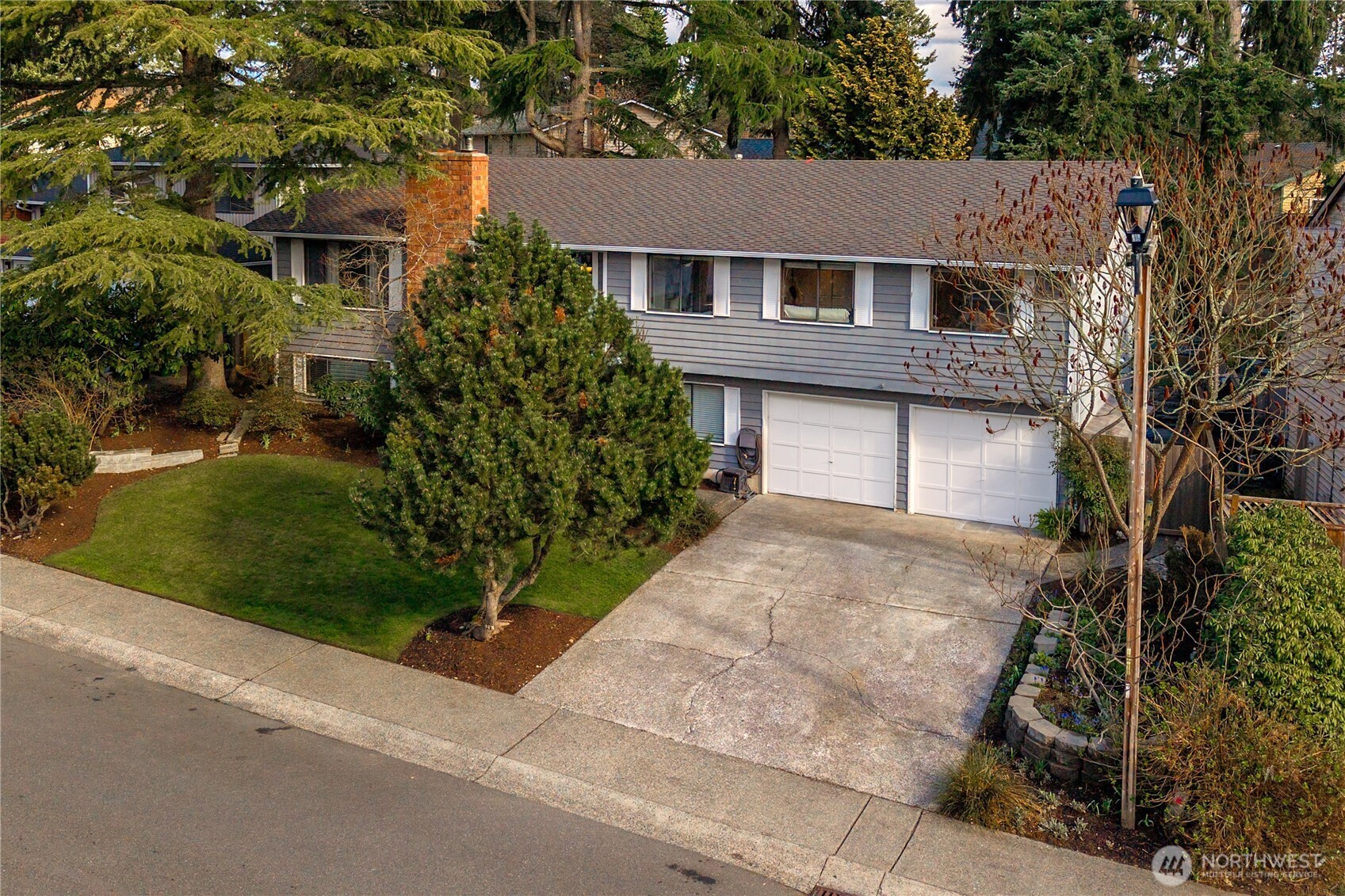 32808 4th Avenue SW, Federal Way, WA 98023