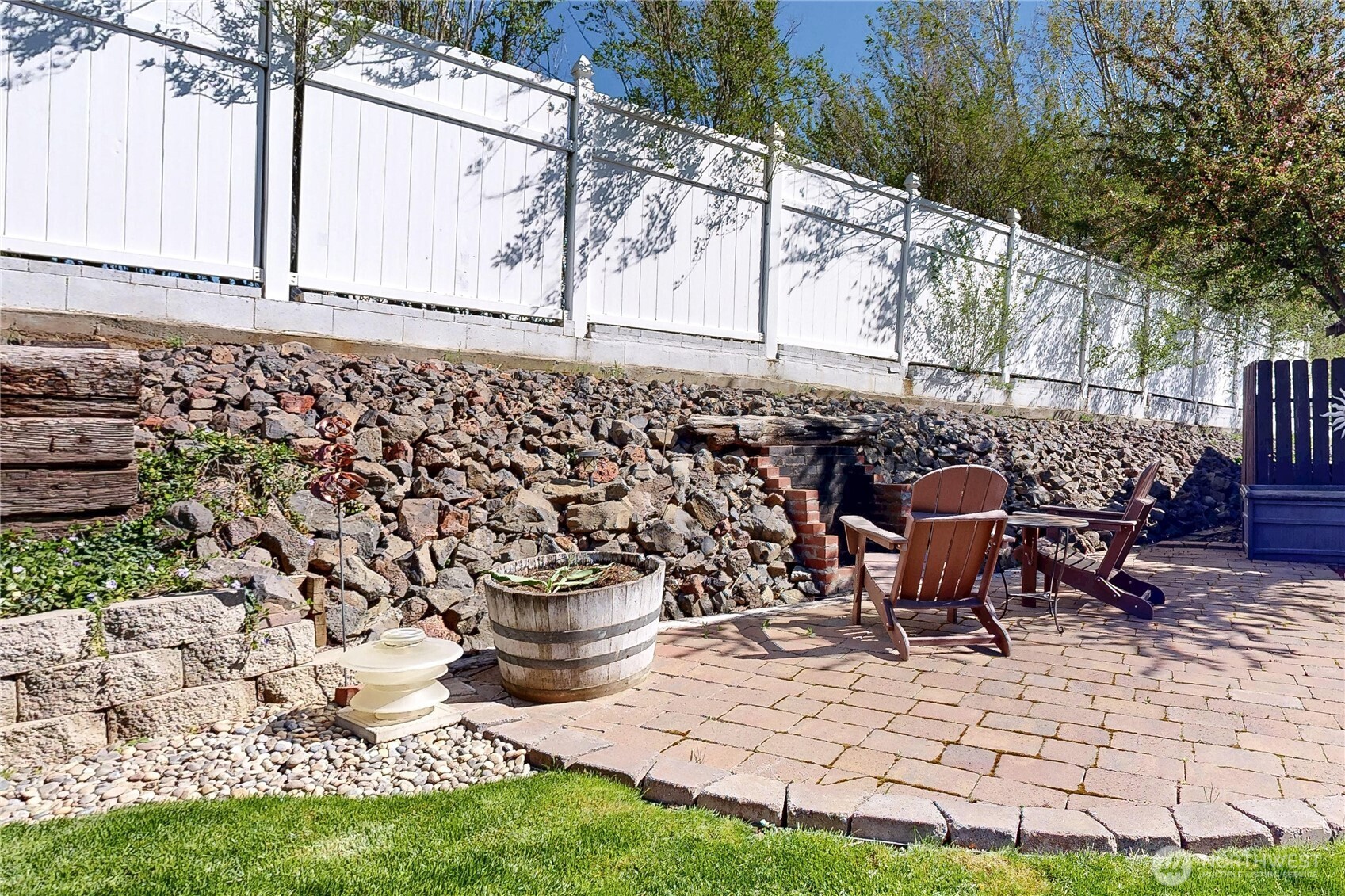808 E Tremont , Dayton, WA 99328