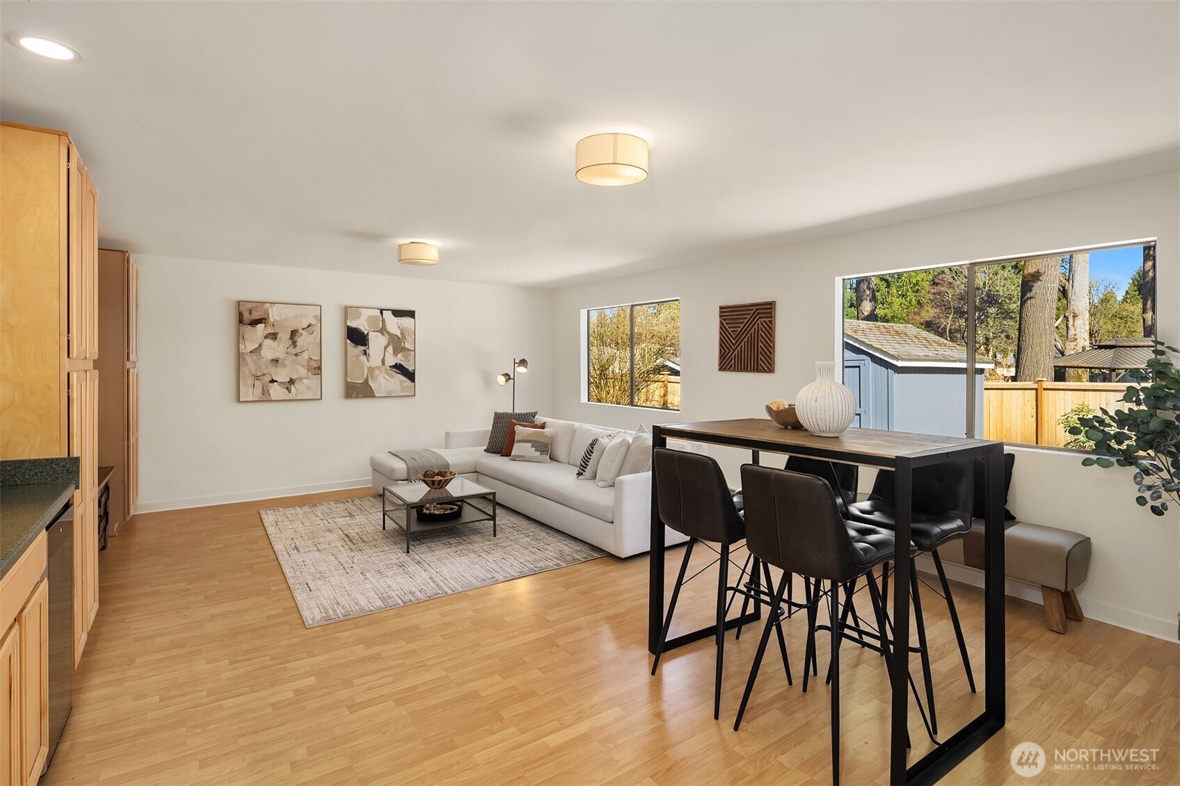 15126 NE 67th Place , Redmond, WA 98052