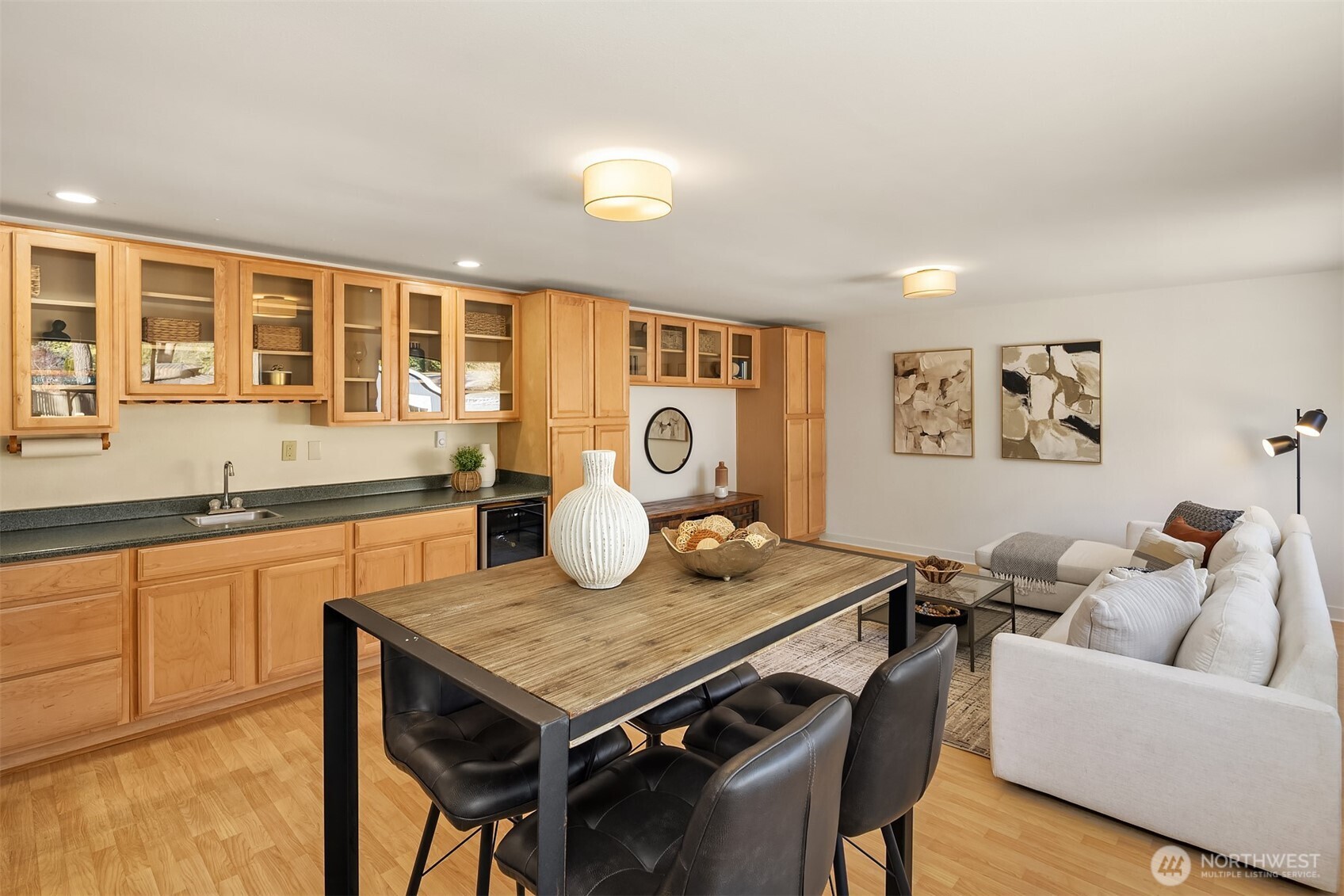 15126 NE 67th Place , Redmond, WA 98052