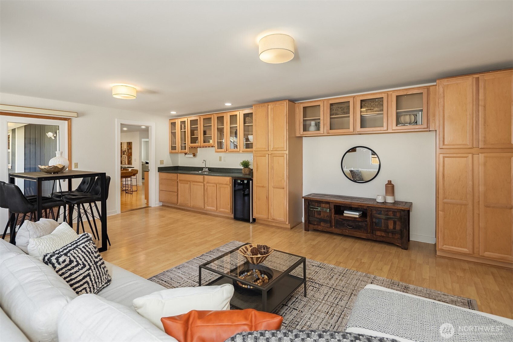 15126 NE 67th Place , Redmond, WA 98052