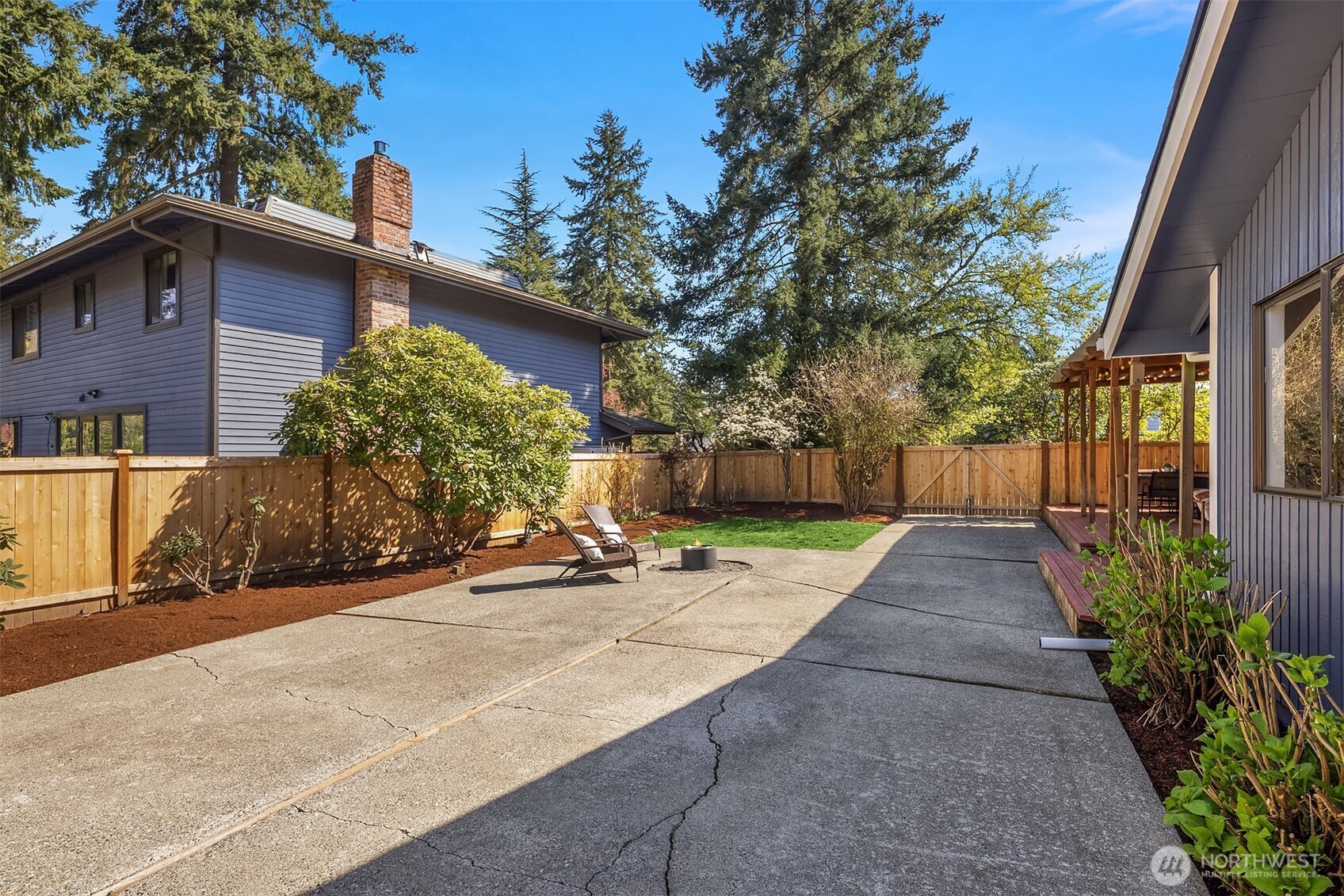 15126 NE 67th Place , Redmond, WA 98052