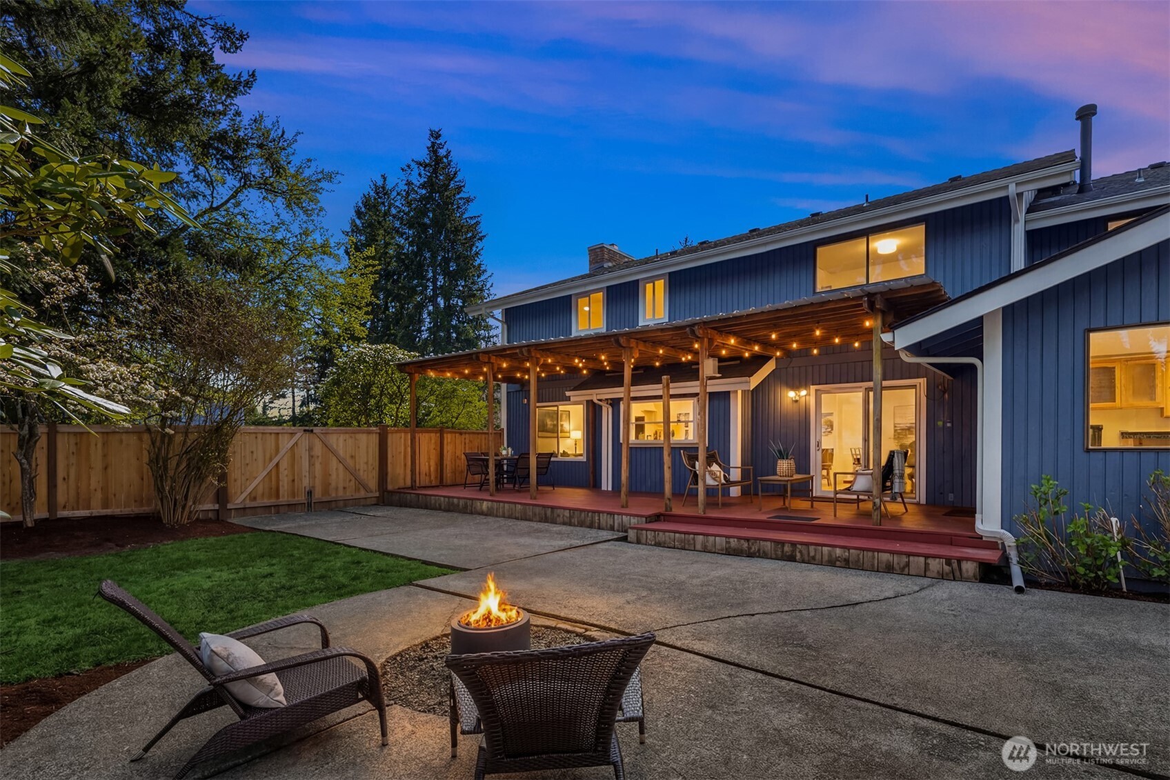 15126 NE 67th Place , Redmond, WA 98052