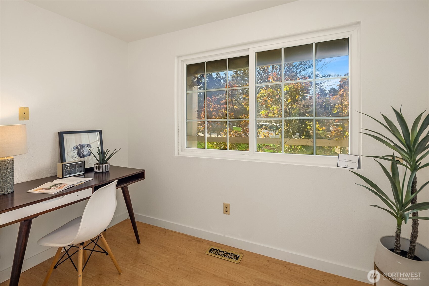 15126 NE 67th Place , Redmond, WA 98052