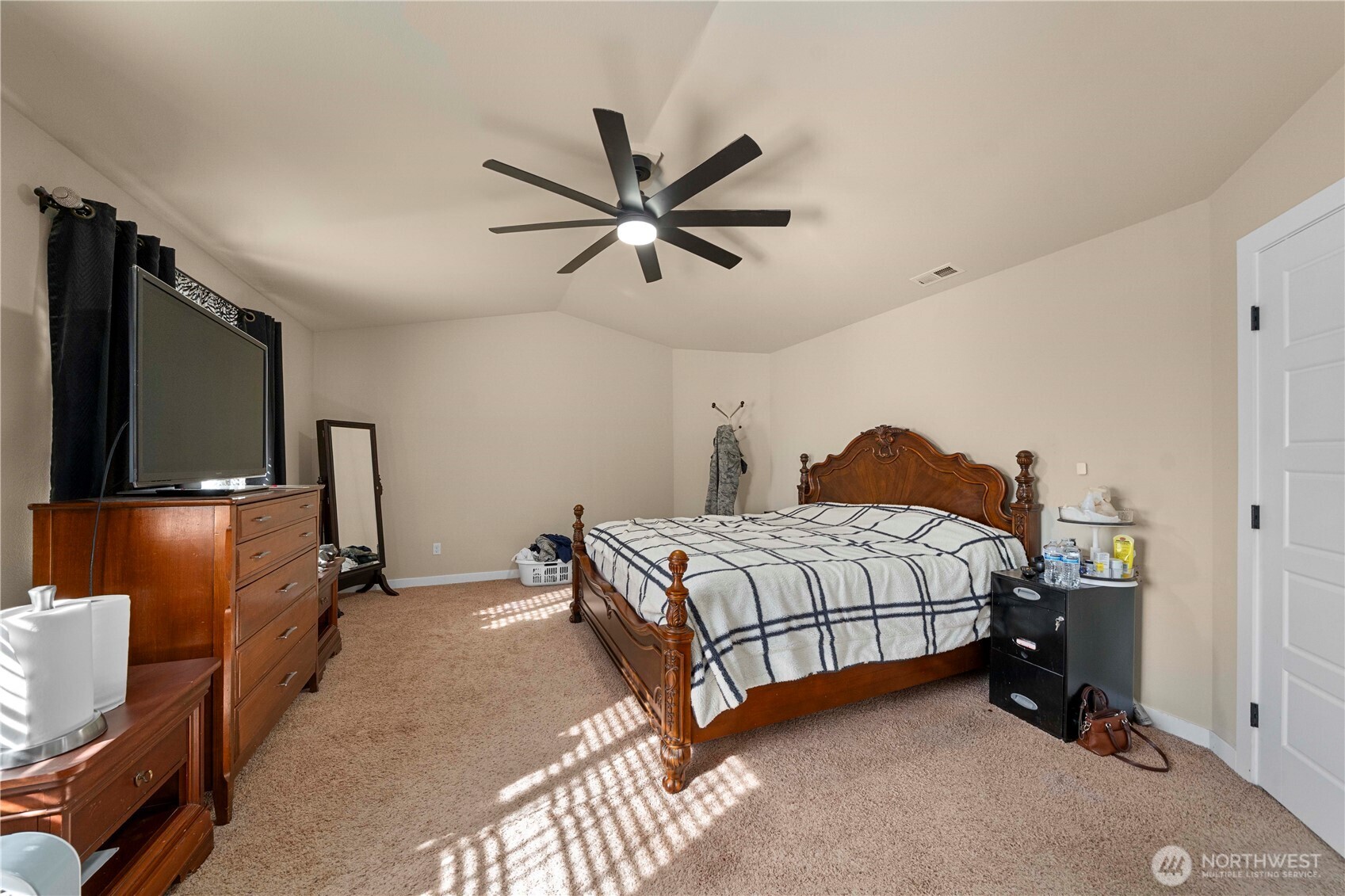 11410 Waller Road E, Tacoma, WA 98446